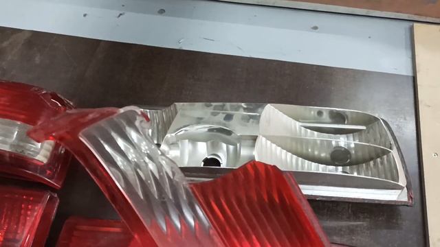 В продам фонари ОСВАР колотые для ИЖ 2126 ода смотреть онлайн