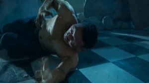 Хеллбой vs Огромного Кабана людоеда | Хеллбой 2019