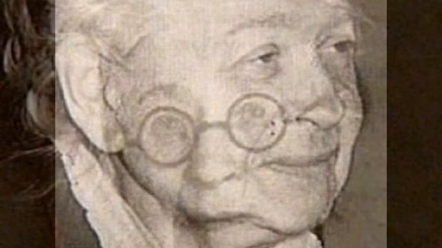 Мария КОДРЯНУ - В лесу родилась ёлочка смотреть онлайн