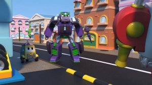 Роботы машинки играют в баскетбол с Пришельцем