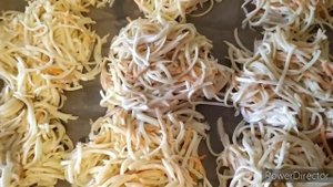 Картофельные стожки с фаршем под сыром