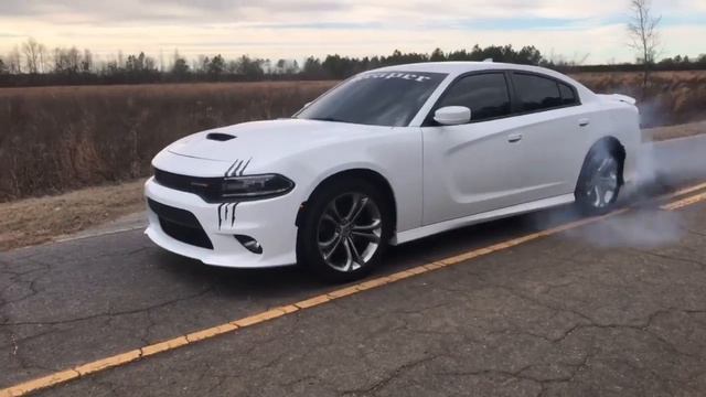 2020 Charger r/t burnout смотреть онлайн