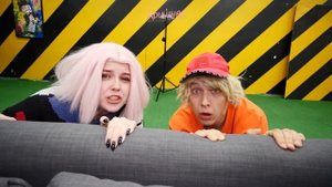 ПРИКРЕПИЛ Скрытую Камеру К МИККИ МАУСУ! чем он занимаеться, когда его никто не видит?! **страшилки*
