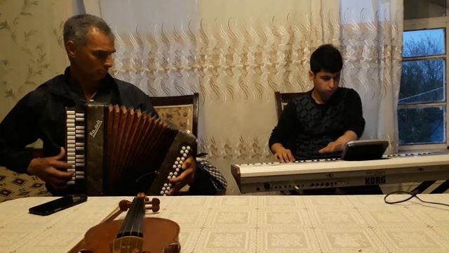 Heyati reksi ft Ay sevgilim ( Agameli qarmon Qafqaz sintezator) смотреть онлайн