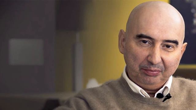 Энвер Измайлов. Преданность - понятие универсальное?