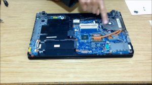 How to Fix An Overheating Laptop Repair –  Sony Vaio Disassembly Fan Cleaning New Thermal Paste