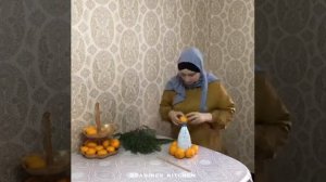 ДАВАЙТЕ обрадуем детей ёлочкой из мандаринов