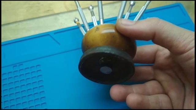 Самодельная подставка под часовые отвёртки смотреть онлайн