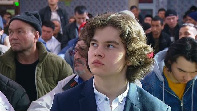 «Ураза-Байрам» 2 мая 2022 года в Соборной мечети «Ляля-Тюльпан» города Уфы смотреть онлайн