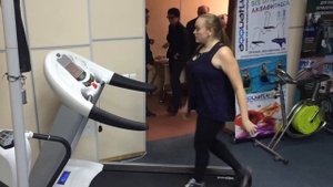 Танец на беговой дорожке X-Trend