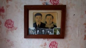 От печки (Геннадий Заволокин), исполняют дедушка и внучка Петровы.