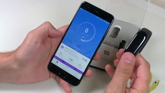 Сырой Xiaomi MiBand 3
