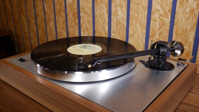 Модельный ряд звукоснимателей Ortofon 2M на примере модели 2M-Black смотреть онлайн