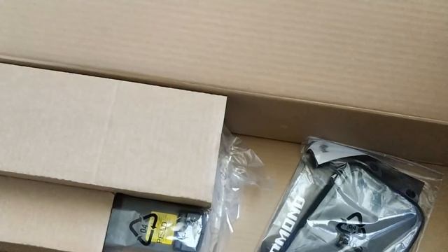 ОНЛАЙН ТРЕЙД.РУ — Пылесос REDMOND RV-UR355 смотреть онлайн