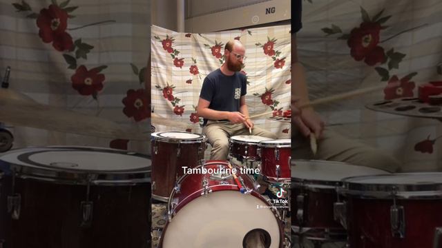 Every time is the best time for tambourine... time смотреть онлайн