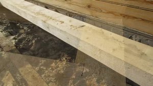 вариант соединения бруса в роли обвязки и привязки к срубу