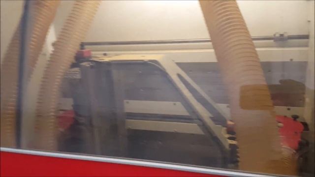 Двухсторонний кромкооблицовочный станок COMBIMA смотреть онлайн