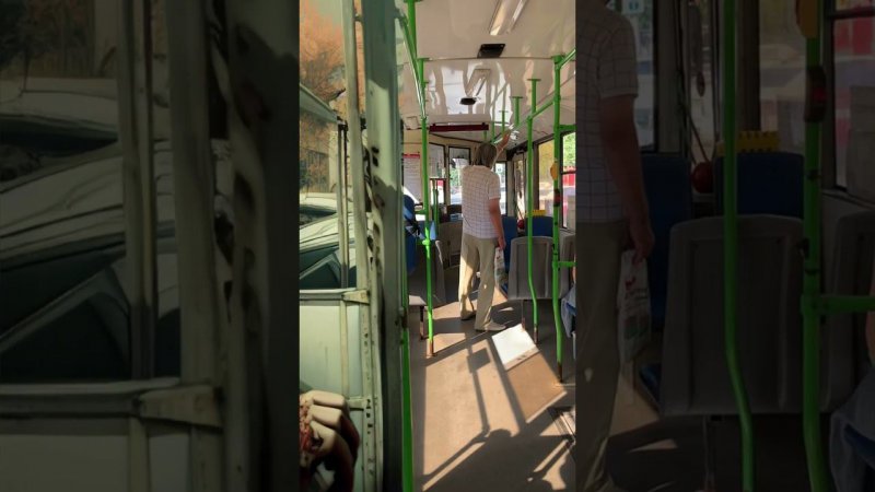 Зомбак в автобусе