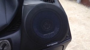 Suzuki SkyWave 650 Burgman Audio