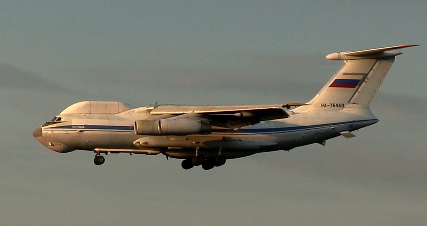 Один летающий из двух существующих  Ил-82 (Ил-76СК Ил-76ВКП) RA-76450