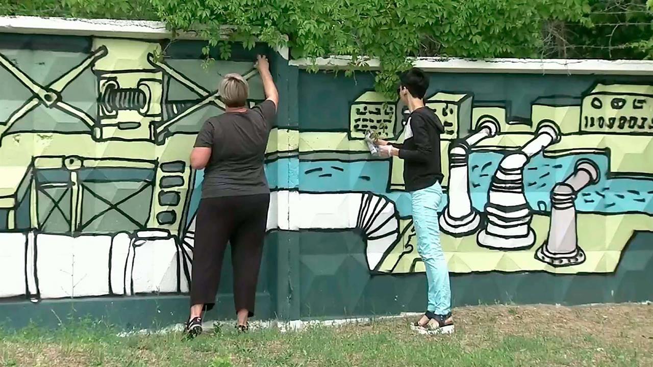 В центре Волгограда появился яркий арт-объект, ставший местной достопримечательностью