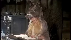 Пирог любви. Отрывок из фильма "Ослиная шкура". Le Cake d'Amour. Catherine Deneuve. Peau d'Ane