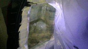 Изготовление сабвуфера стелс в Дачия Дастер