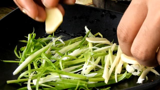 Climbing Perch Fish Steaming With Soy Sauce Cooking In Rainforest смотреть онлайн