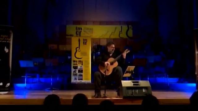 Aniello Desiderio plays: Dionisio Aguado "Le Fandango Varié" op. 16 смотреть онлайн