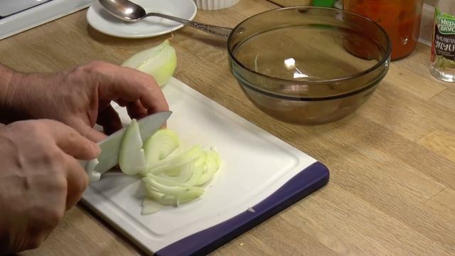 Шашлык в пакете, маринованный лук к шашлыку..Если очень хочется - вполне приемлемо!