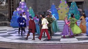 🎄The Royal Sparkling Winter Waltz in Disneyland Paris 2019 during the Christmas Season