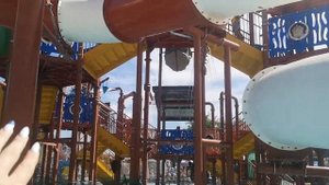 АКВАПАРК ОДЕССА ОБЗОР!!!! МАЛО ГОРОК шок от кухни