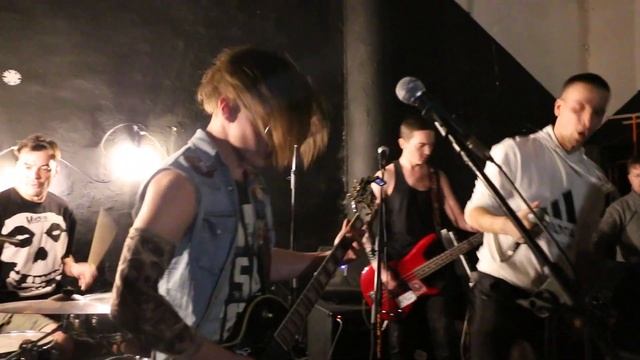 Казённый Унитаз - Моча съела говно \ Супец залупец \ Змей Шипа Live Барнаул 19.01.2019 (Начало) смотреть онлайн