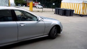 Mercedes-Benz S63 AMG W221 start up