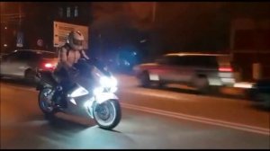 Honda VFR 800    город Одинцово.