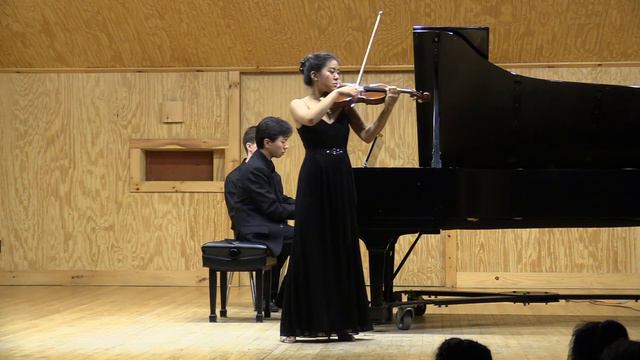 Wieniawski: Polonaise Brilliant Op. 4 - Corinne Au