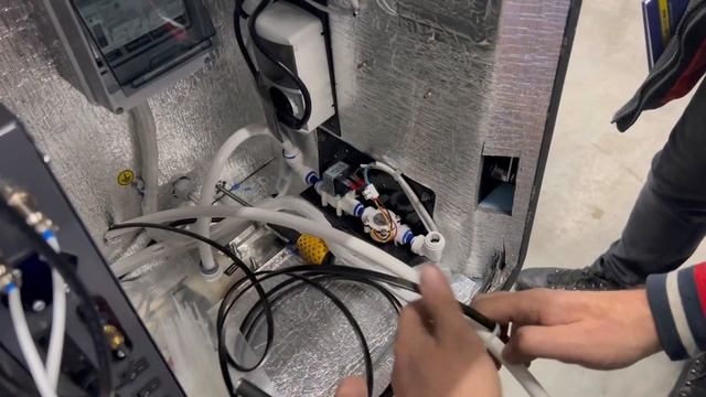 Встановлення блоку наливу панелі G1 із системою Робар смотреть онлайн