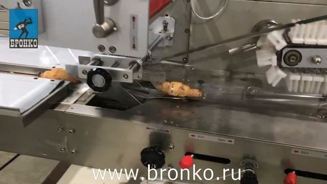Упаковка хлебобулочных изделий на Горизонтальной упаковочной машине ALD-450D и ALD-250X
