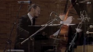 «Ловля бабочек в ночное время»