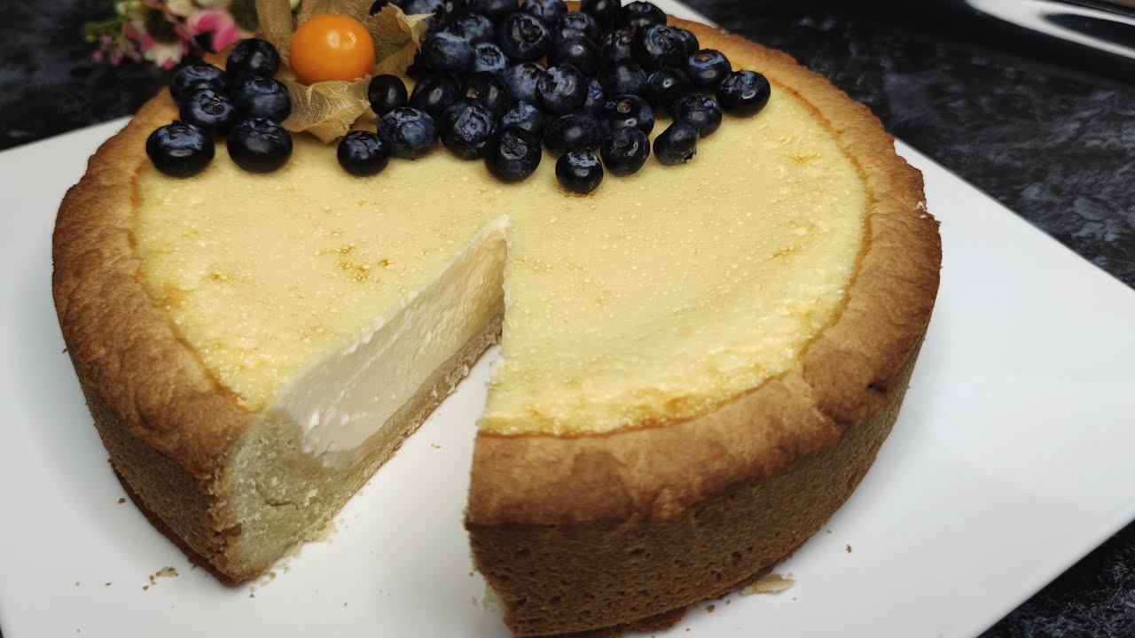 Пирог "Сметанник" - Завоевал симпатию всех гостей! смотреть онлайн