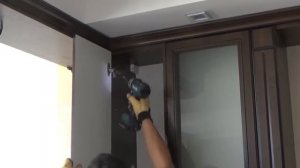 Кухня под потолок  Прирезка кухонного карниза  Часть 2