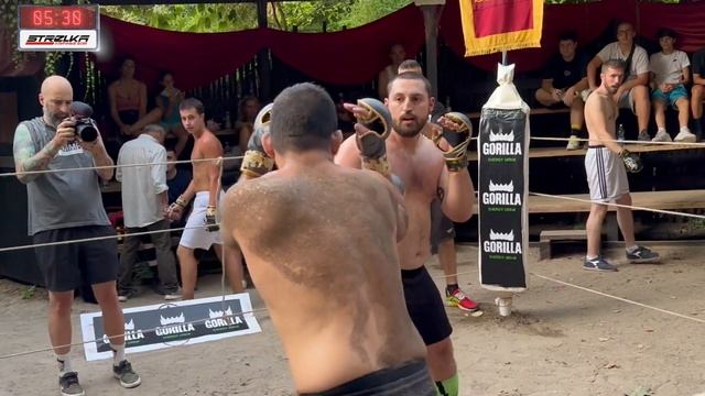 JIU-JITSU MASTER vs FAT BOXER !!! Cool Fight !!! смотреть онлайн