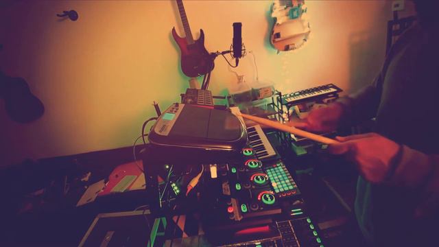 Alesis Samplepad @ oneminutejam смотреть онлайн