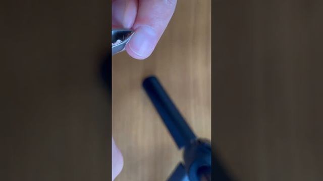 Маникюр для себя. Как себе срезать кутикулу ножницами? Видео №7 смотреть онлайн