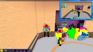 У НАС ВСЕ НОРМАЛЬНО в СУМАСШЕДШЕМ ЛИФТЕ В РОБЛОКС приколы в ROBLOX THE NORMAL EVEVATOR