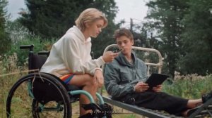 ГОПНИК полюбил ИНВАЛИДА?? Нормальный только я