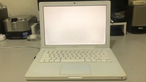 MacBook A1181 13吋 2008/4g/256G 雙系統 Mac OS and Win 7