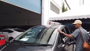 Toyota Wish 1.8 S Sunroof Modelista Spec Jarang Timbul by Wan C