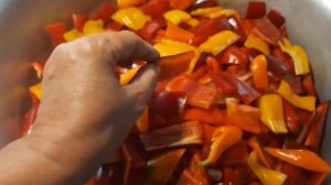 Классический рецепт лечо из перцев и помидоров на зиму.