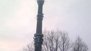 Останкинская башня обледенела